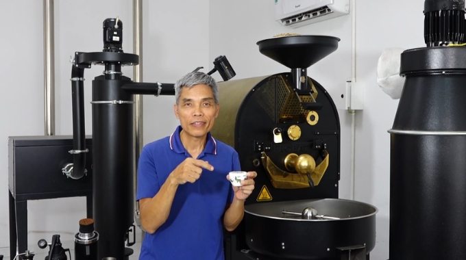 Hình ảnh Chuyên gia đang chuyên sẻ về Cà phê Robusta